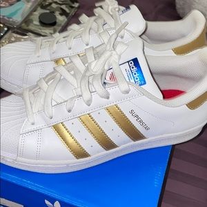 Adidas Superstar Juniors Size 7